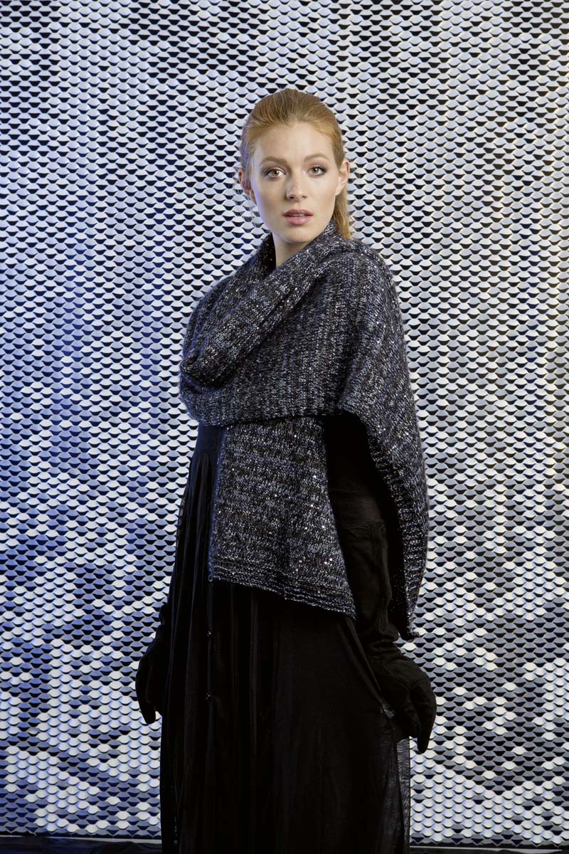 Schal mit Armausschnitt / Klicken Sie HIER zum PDF